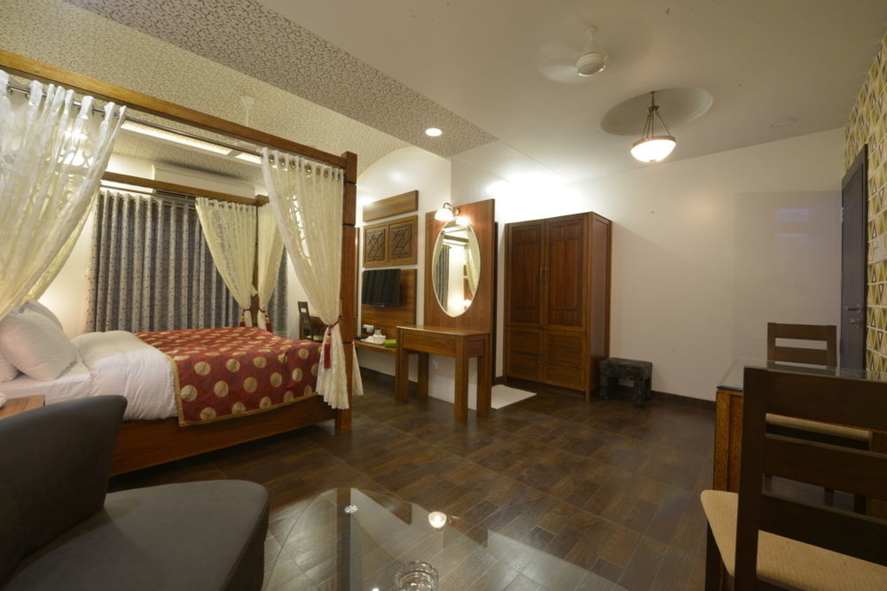 Hotel Jp International Aurangabad  Ngoại thất bức ảnh