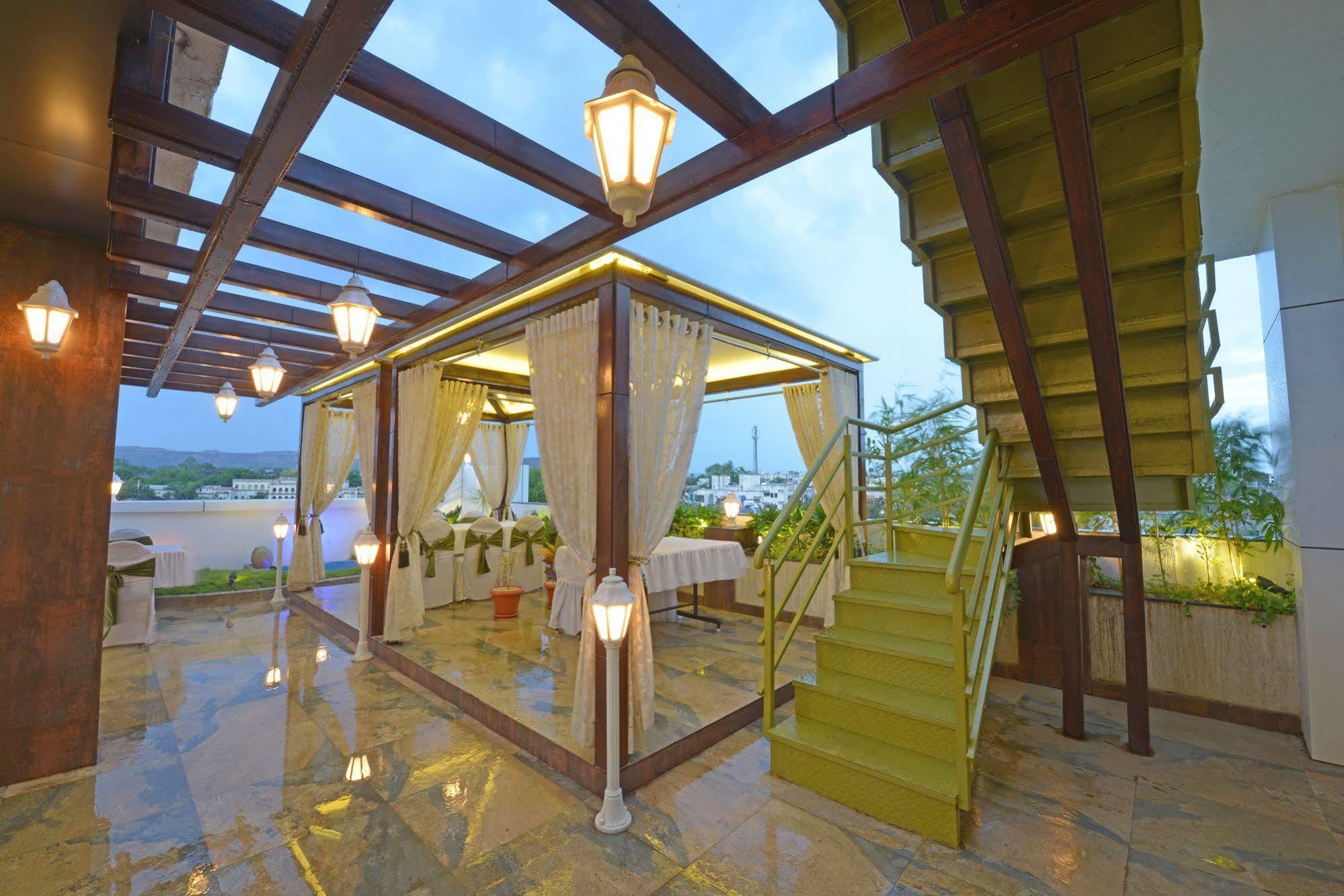 Hotel Jp International Aurangabad  Ngoại thất bức ảnh