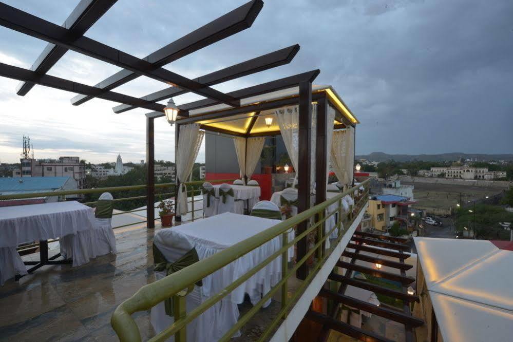 Hotel Jp International Aurangabad  Ngoại thất bức ảnh