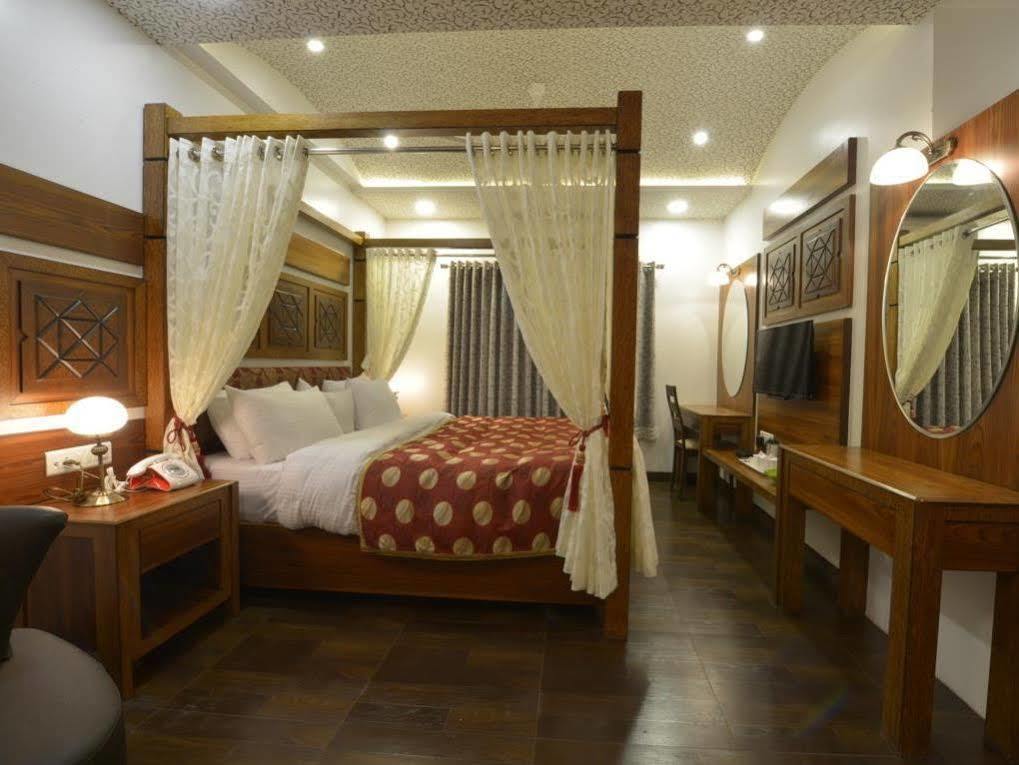 Hotel Jp International Aurangabad  Ngoại thất bức ảnh