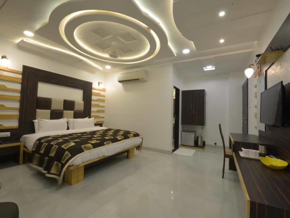 Hotel Jp International Aurangabad  Ngoại thất bức ảnh